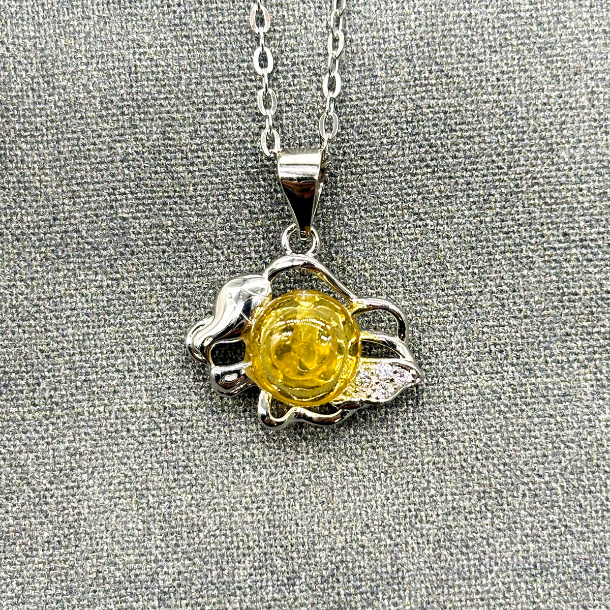 Sterling Silver Zodiac Aroma Necklace - Leo July - August | Perfect Birthday Gift | Energy & Healing | Diffuse on the go-1