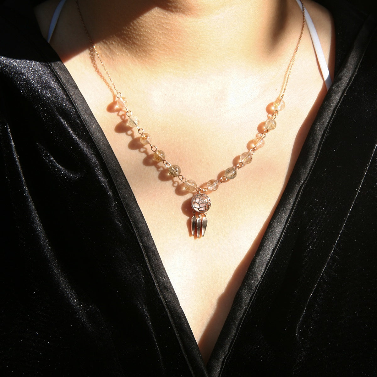 Rose Aroma Necklace | Energy & Healing | Diffusing on the go-1